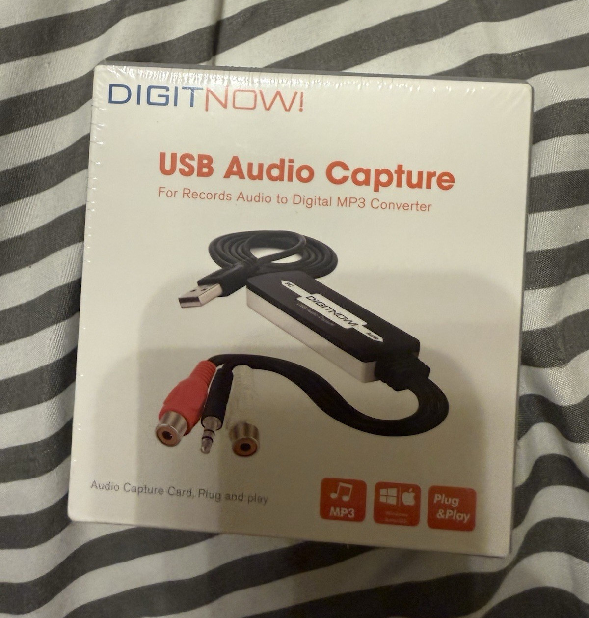 DIGITNOW! USB Audio Capture Stick RCA/3.5mm to USB Audio-to-Digital Converter