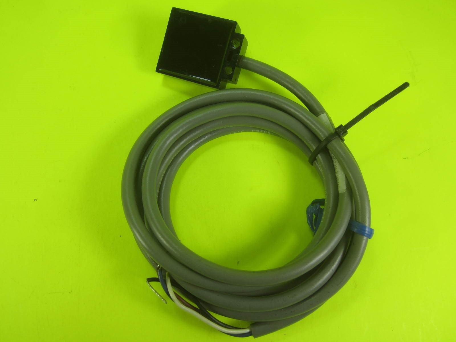 Wesco/Vanguard Banner Sensor -- SE61R/26128 -- New