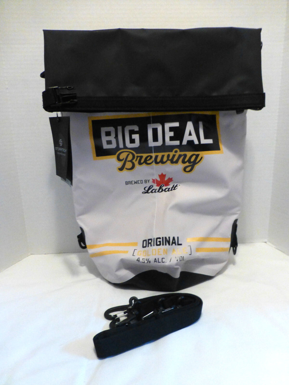 Stormtech Nautilus 20 DRX-1 Big Deal Brewing Labatt Logo NEW