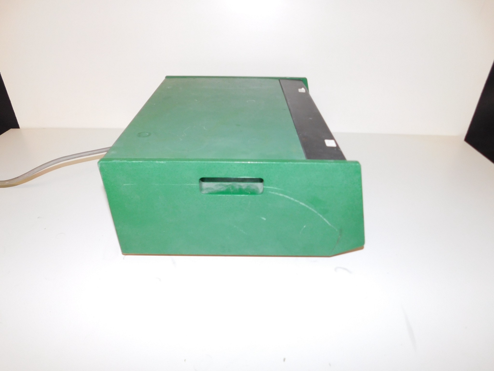 BIO-RAD MODEL 3000/300 POWER SUPPLY (TYK39)