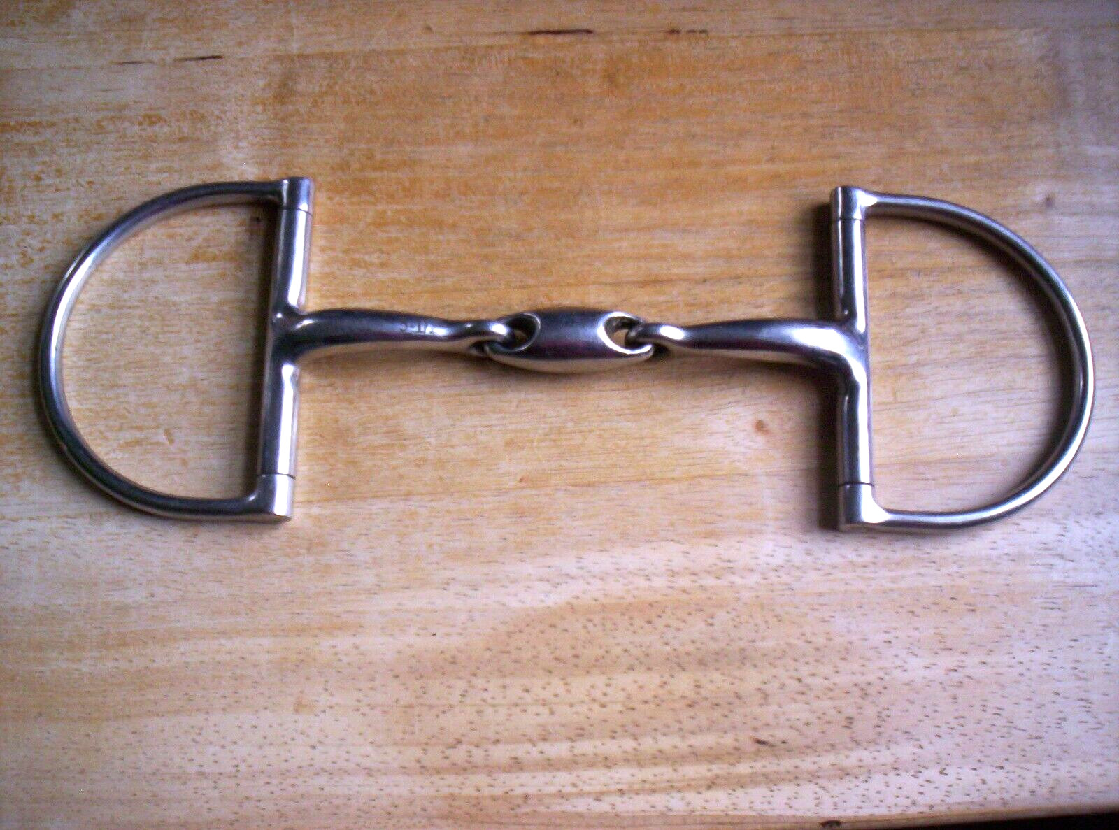 Gently Used Korsteel  Stainless Hunter Dee Oval Link Snaffle Bit  5 1/2" mouth