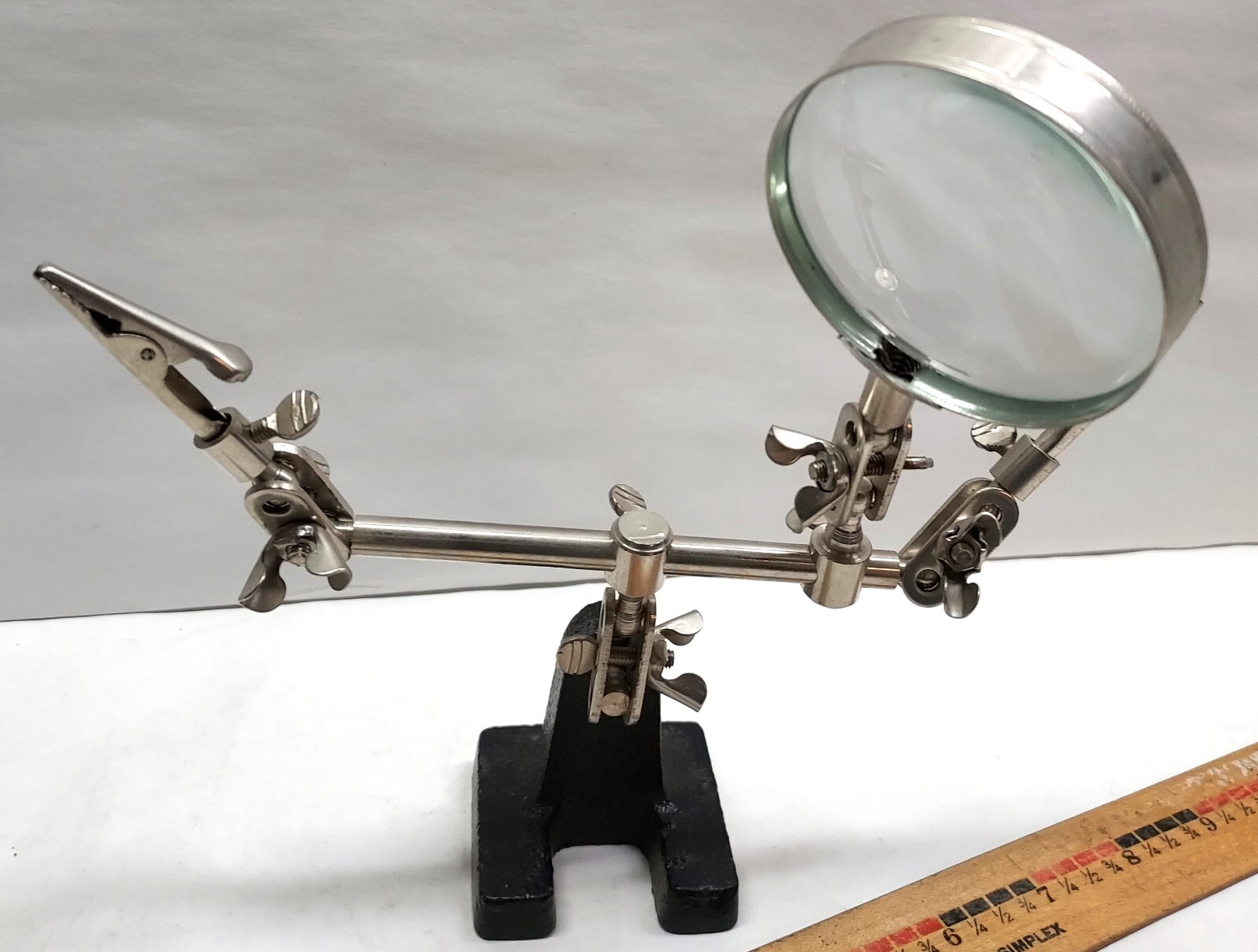 VTG Third Hand Adjustable Fly Tying Tool Stand Magnifying Glass Alligator Clips