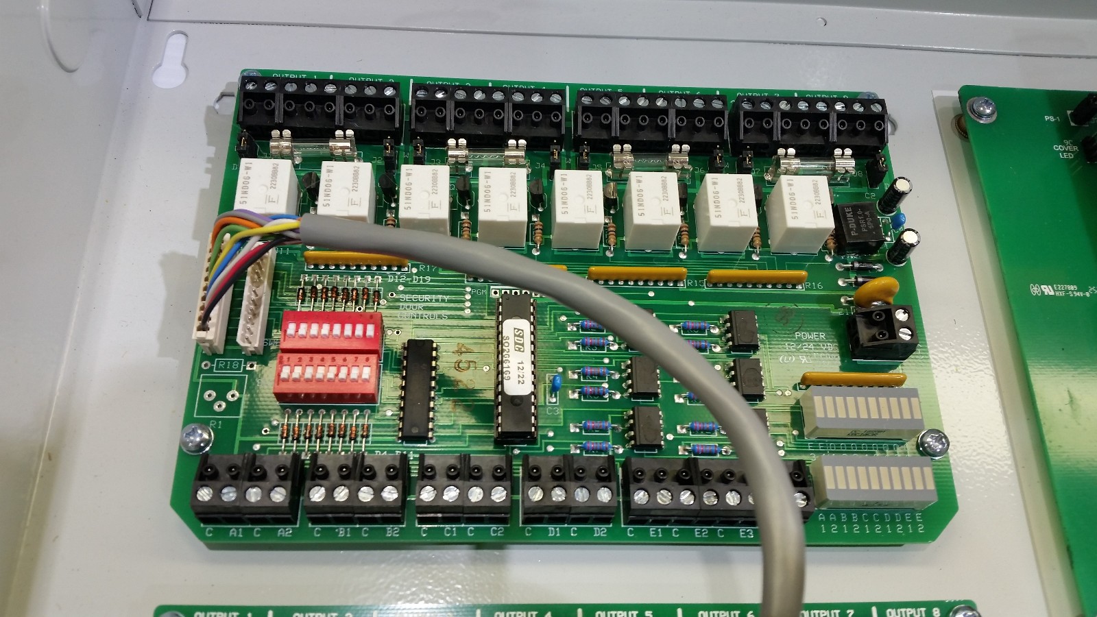 SDC 602RFAX2UR4-8 Special Application Power Supply