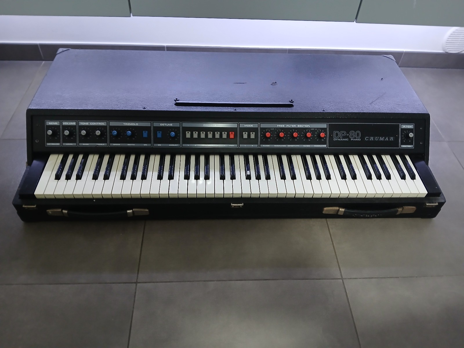Crumar DP-80 Dynamic Analog Piano Rare Synth Analog CEM 3320 Vintage