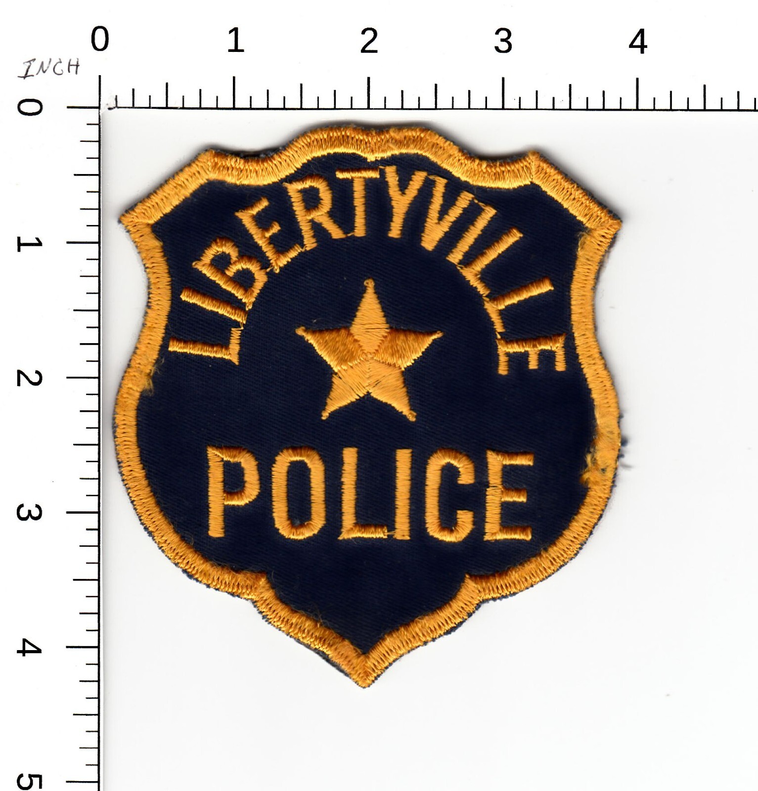 VINTAGE - LIBERTYVILLE - CC BACKING ILLINOIS POLICE COLLECTIBLE PATCH