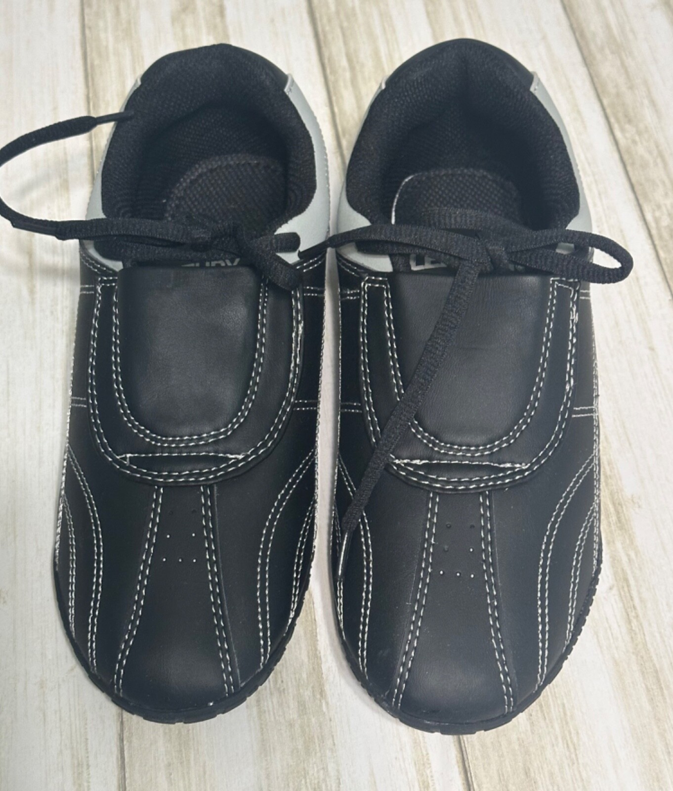 NEW Century Lightfoot Mens Black Grey Martial Arts Shoes Size 3 Unisex NWOB