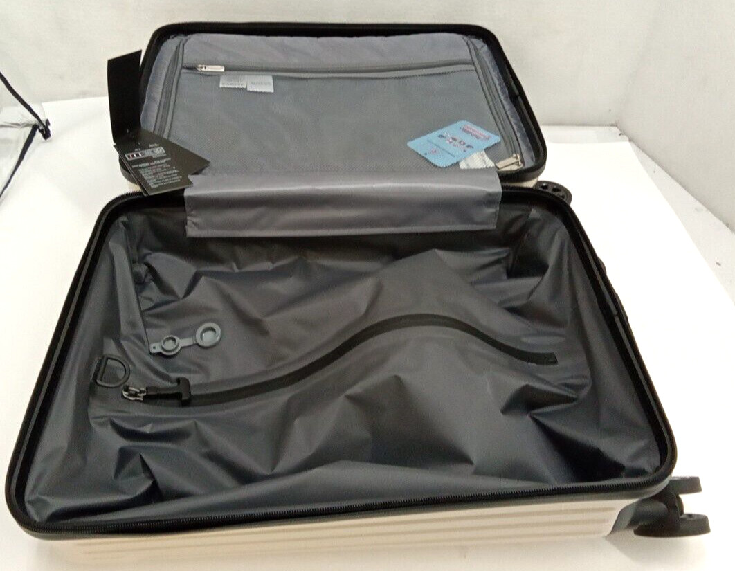Hotel Collection HCFG20BGSTCS Carry-On Luggage 20" Beige w/ 360° Spinner Wheels