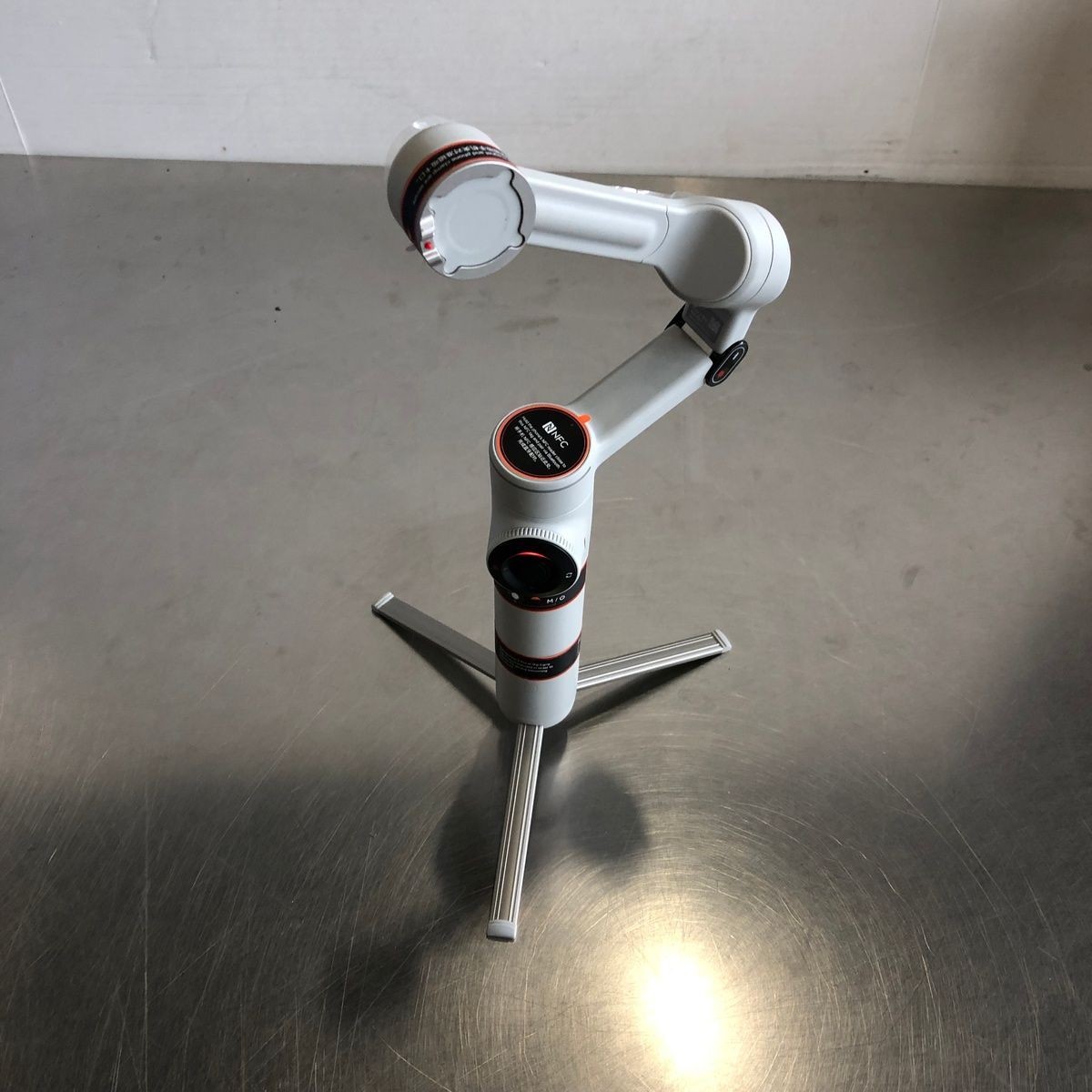Insta360 Flow 2 Pro Ultimate AI Tracking Smartphone Stabilizer Gimbal Stone Gray