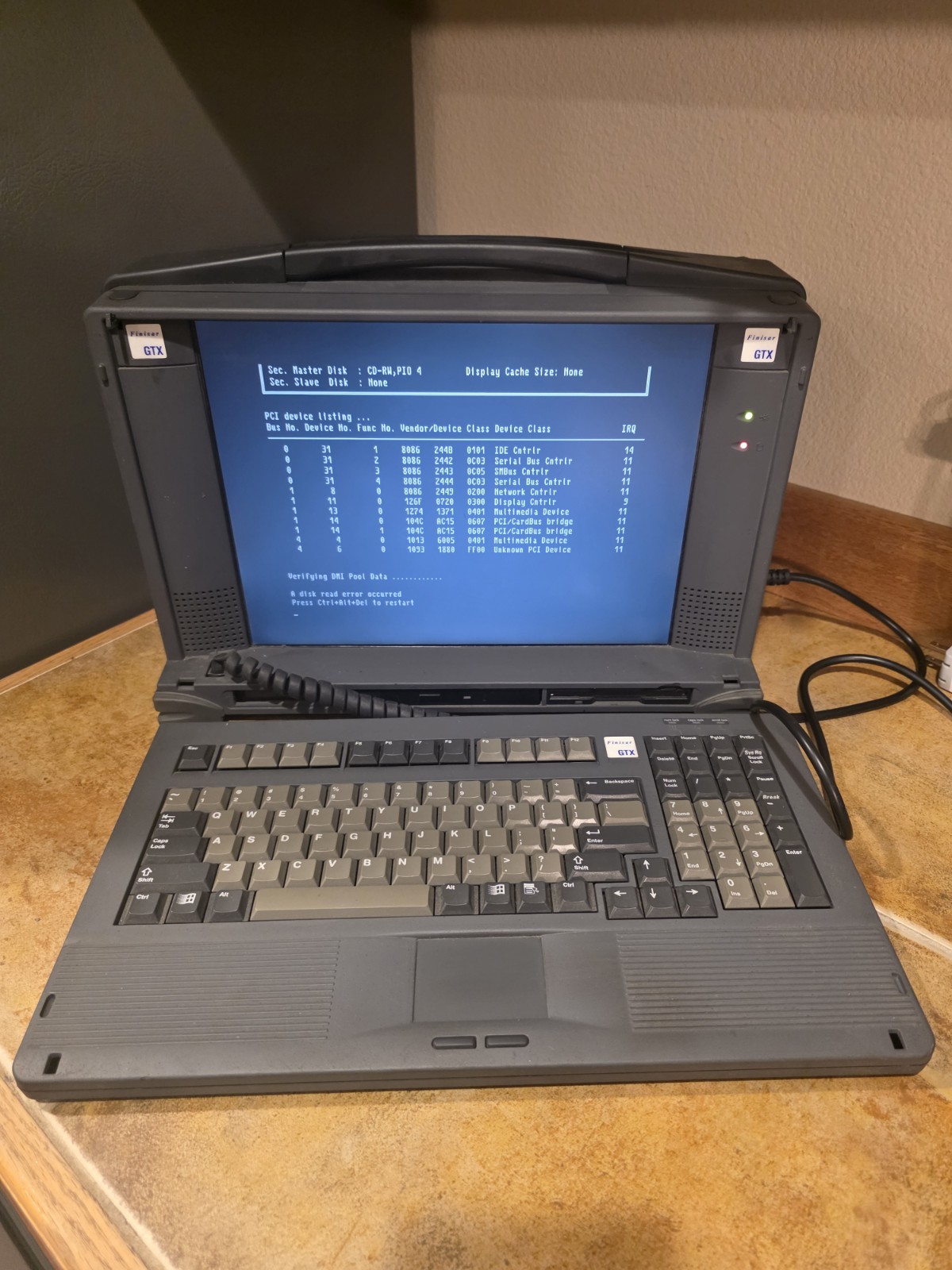Dolch/Finisar FXPAC-PIII-1000 Computer System GTX-GE-P2000
