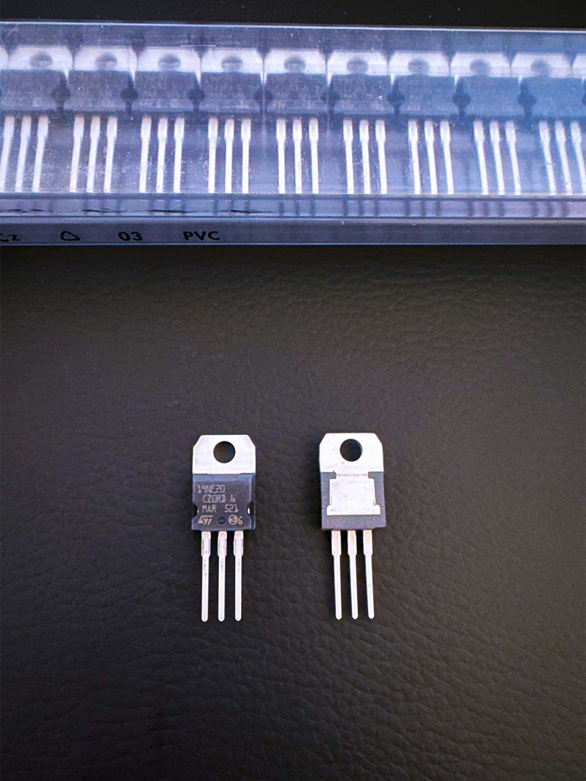 10PCS STP19NF20 P19NF20 ST N-Ch Power MOSFET 200V 15A 160mOhm 90W TO-220