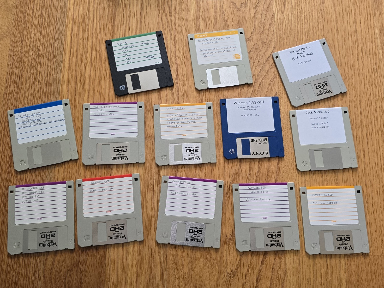 Lot of 13 Vintage 3.5" Floppy Disks PC Software Pool Jack Nicklaus Golf Clinton