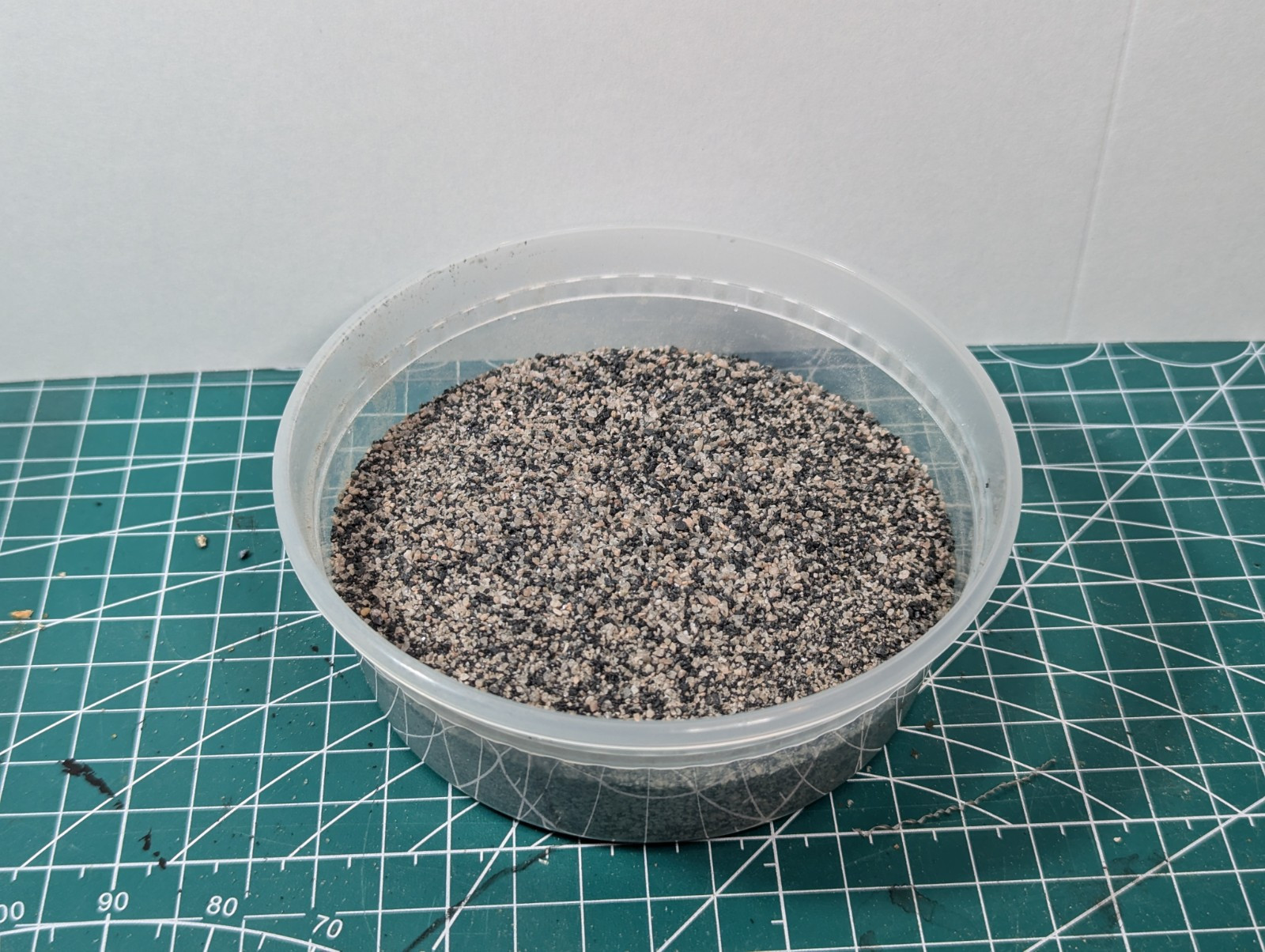 Medium Grit Miniature Basing Sand - 180ml Container - Perfect For Warhammer 40k