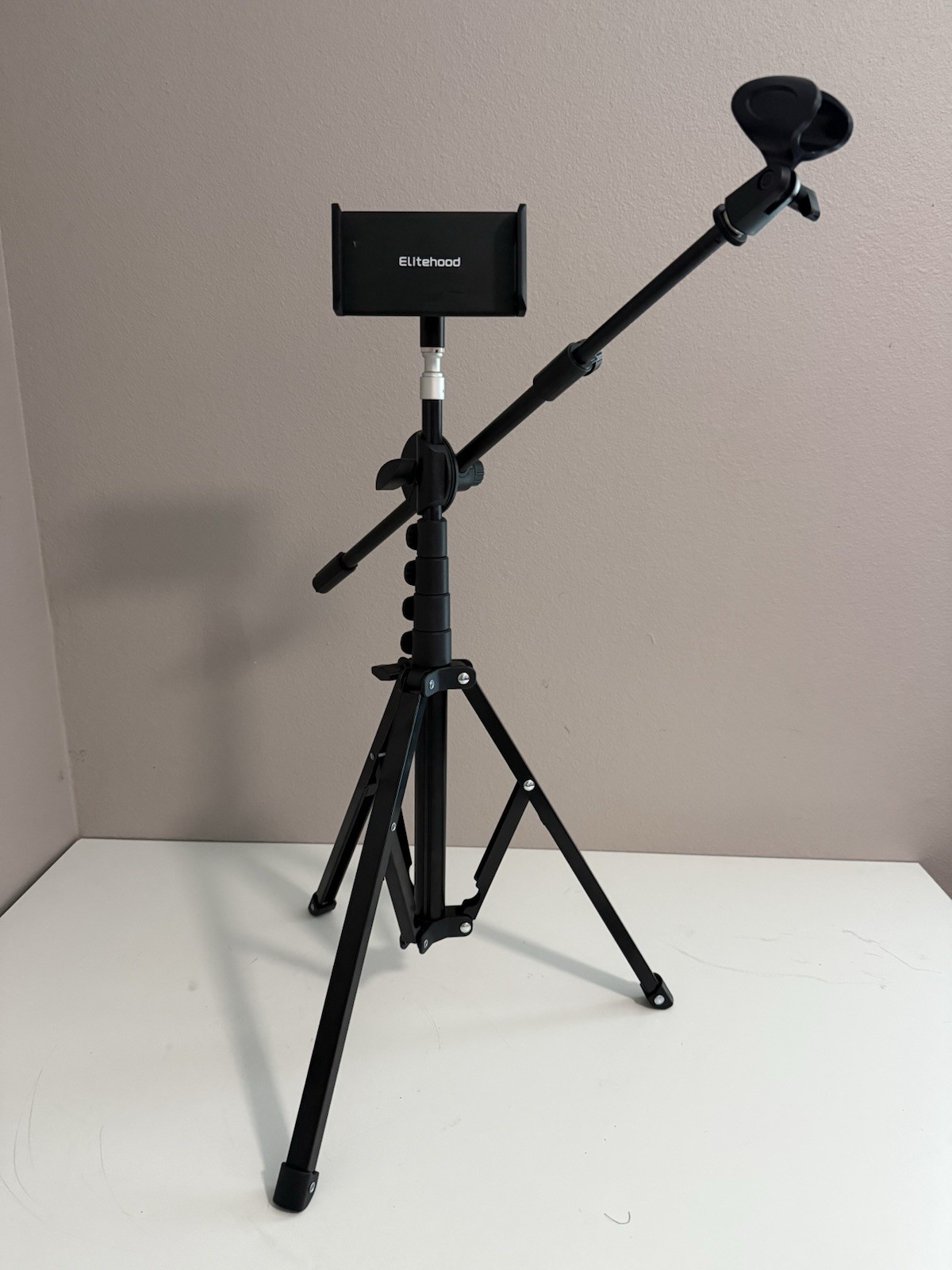 Elitehood Tripod For Tablets Or Phones With Microphone Attachment