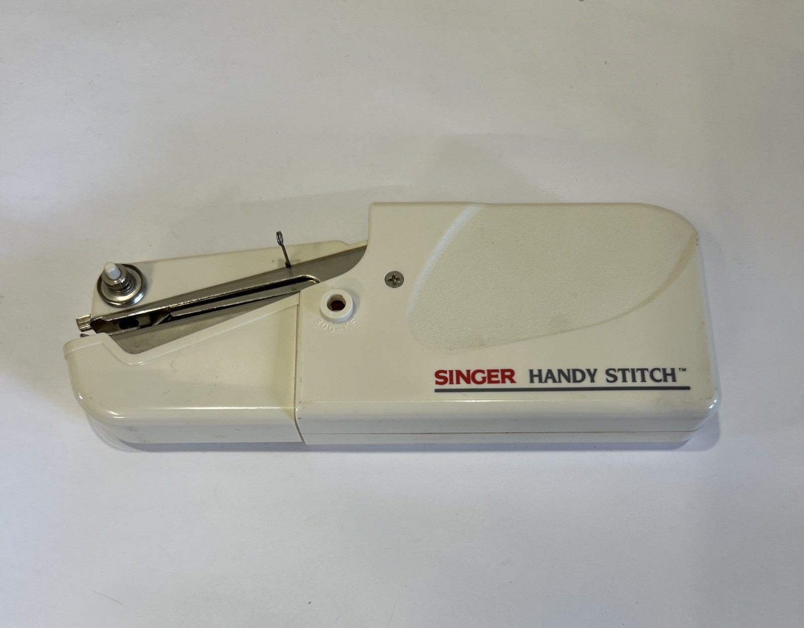 Singer Handy Stitch Mechanical Sewing Machine 7” Hand Stitch Untested
