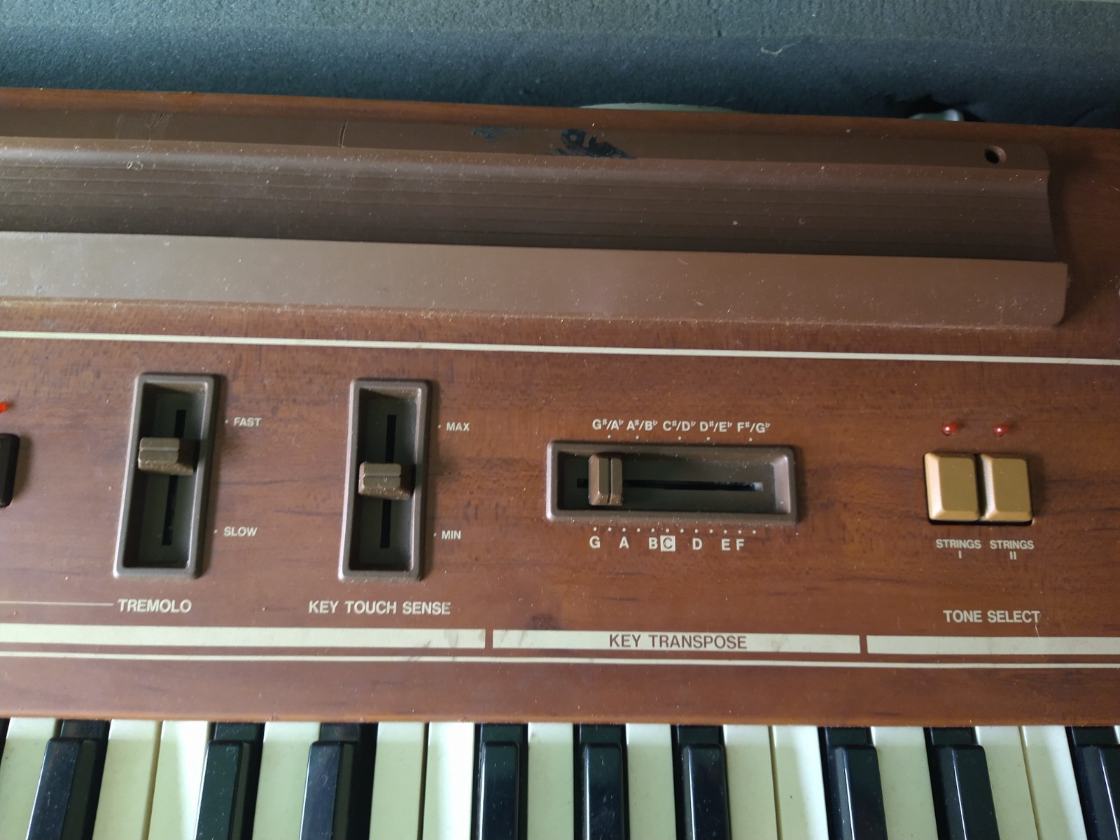 korg keyboard Symphonic 80s + Carry Case