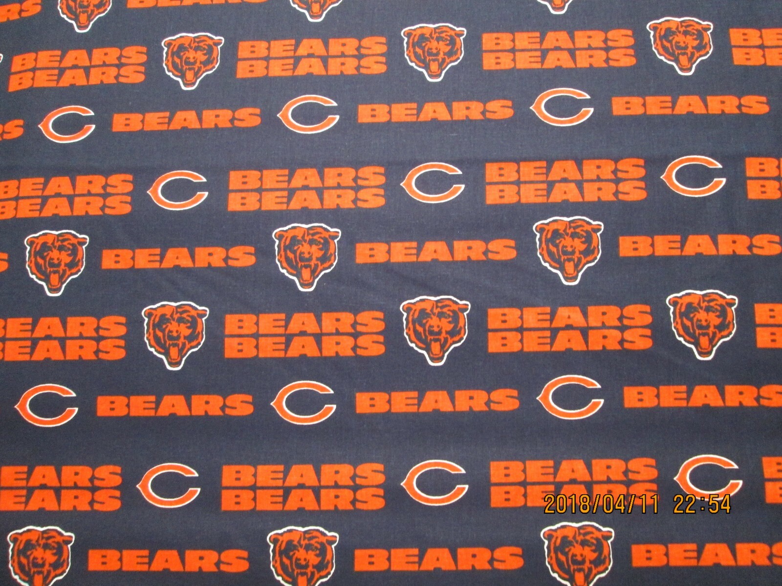 CHICAGO BEARS   NFL 100% COTTON 1 /2 YARD PIECE BRAND NEW DESIGN "GO BEARS"