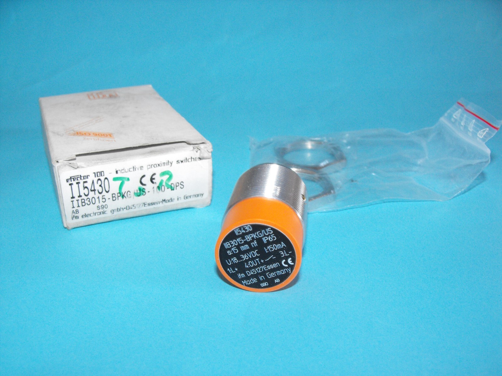 IFM EFECTOR II5430.IIB3015-BPKG/US-100-DPS.18-36VDC.Inductive Sensor.NEW.