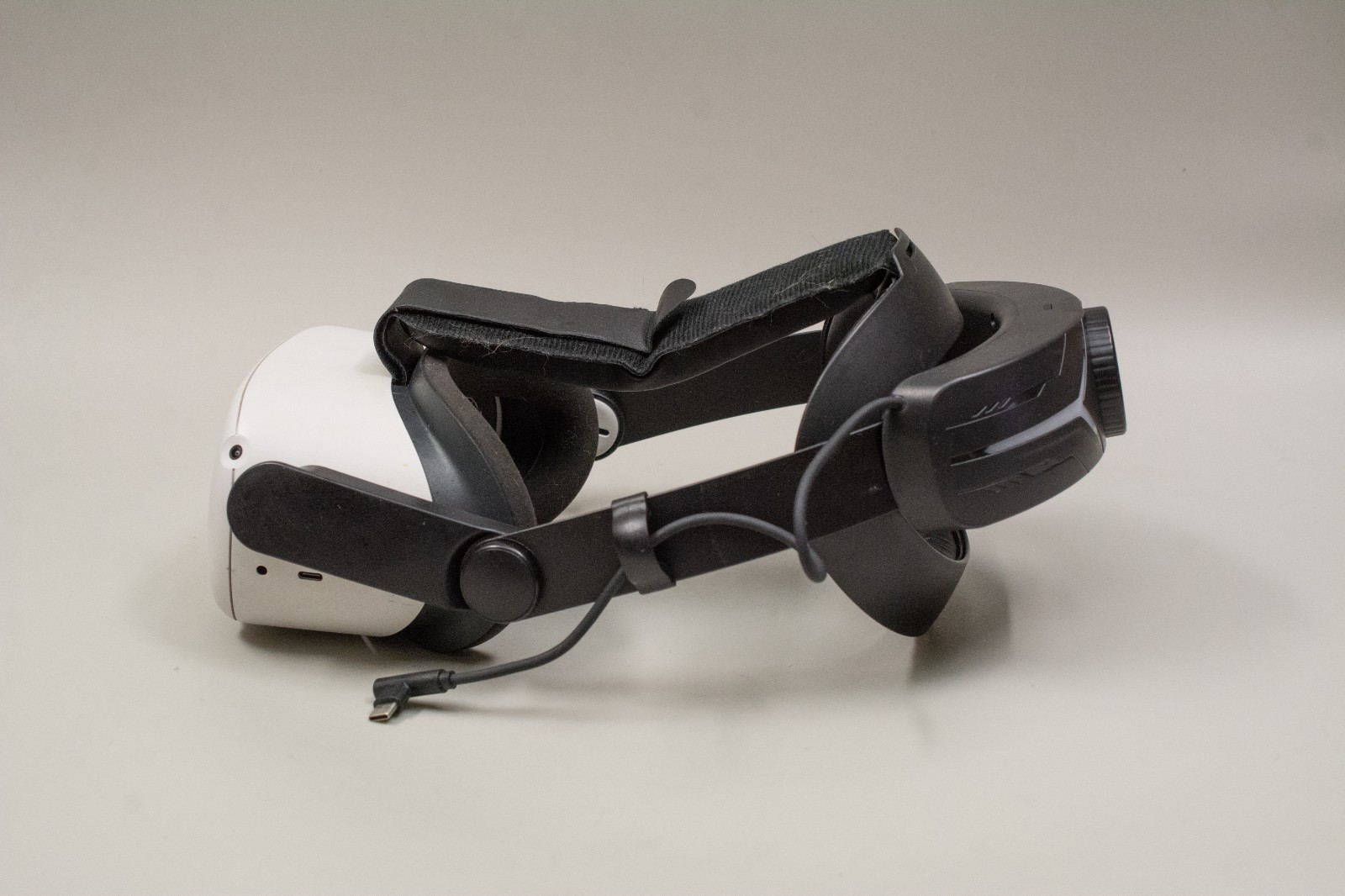 (MA4) Meta Oculus Quest 2 128GB with Controllers (No Charger)