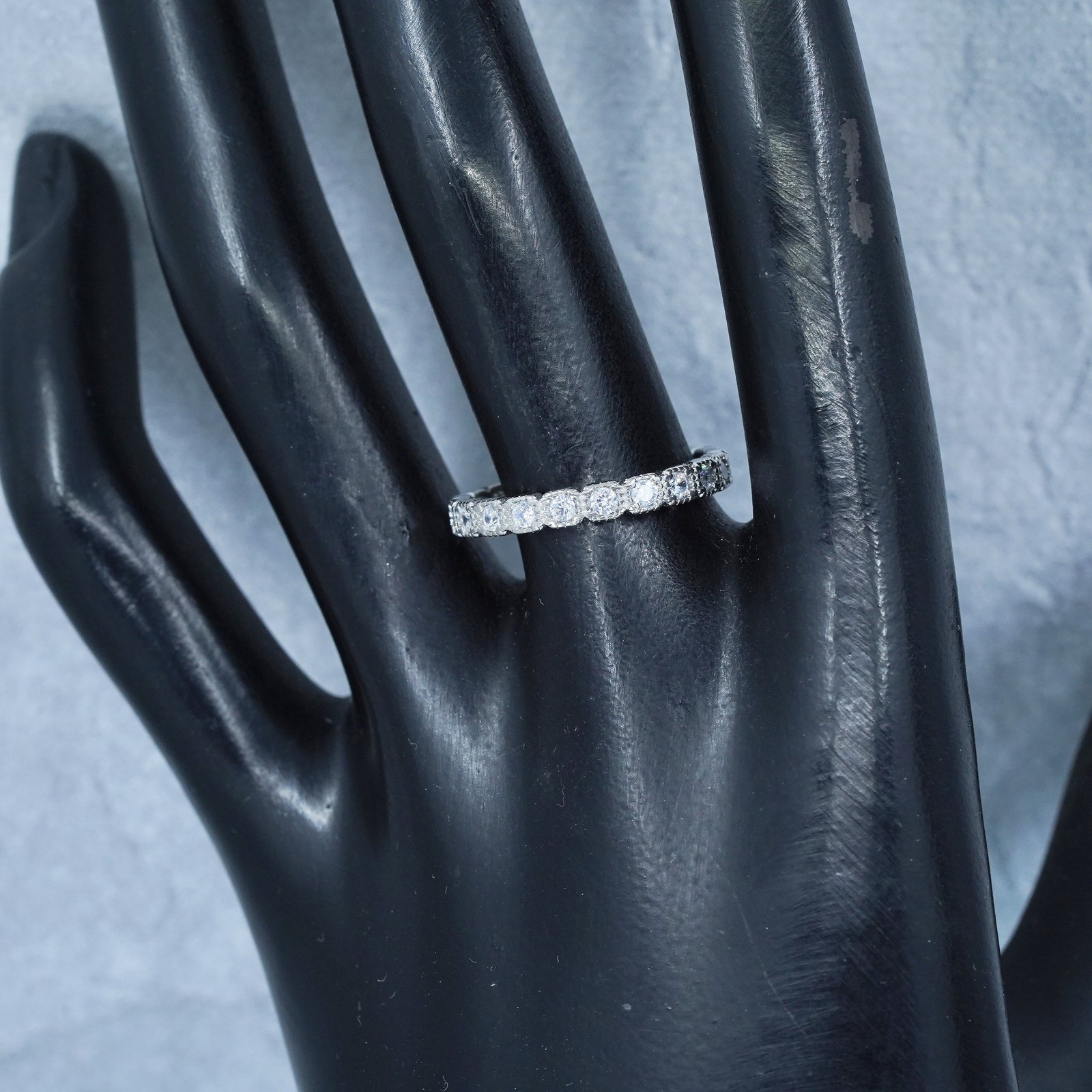 Size 8.25, vintage Sterling 925 silver wedding ring, Cz band