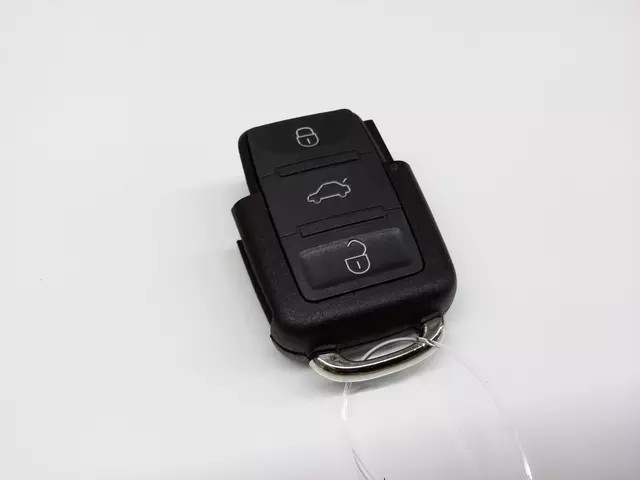 Genuine Volkswagen Keyless Entry Transmitter 1J0-959-753-DC
