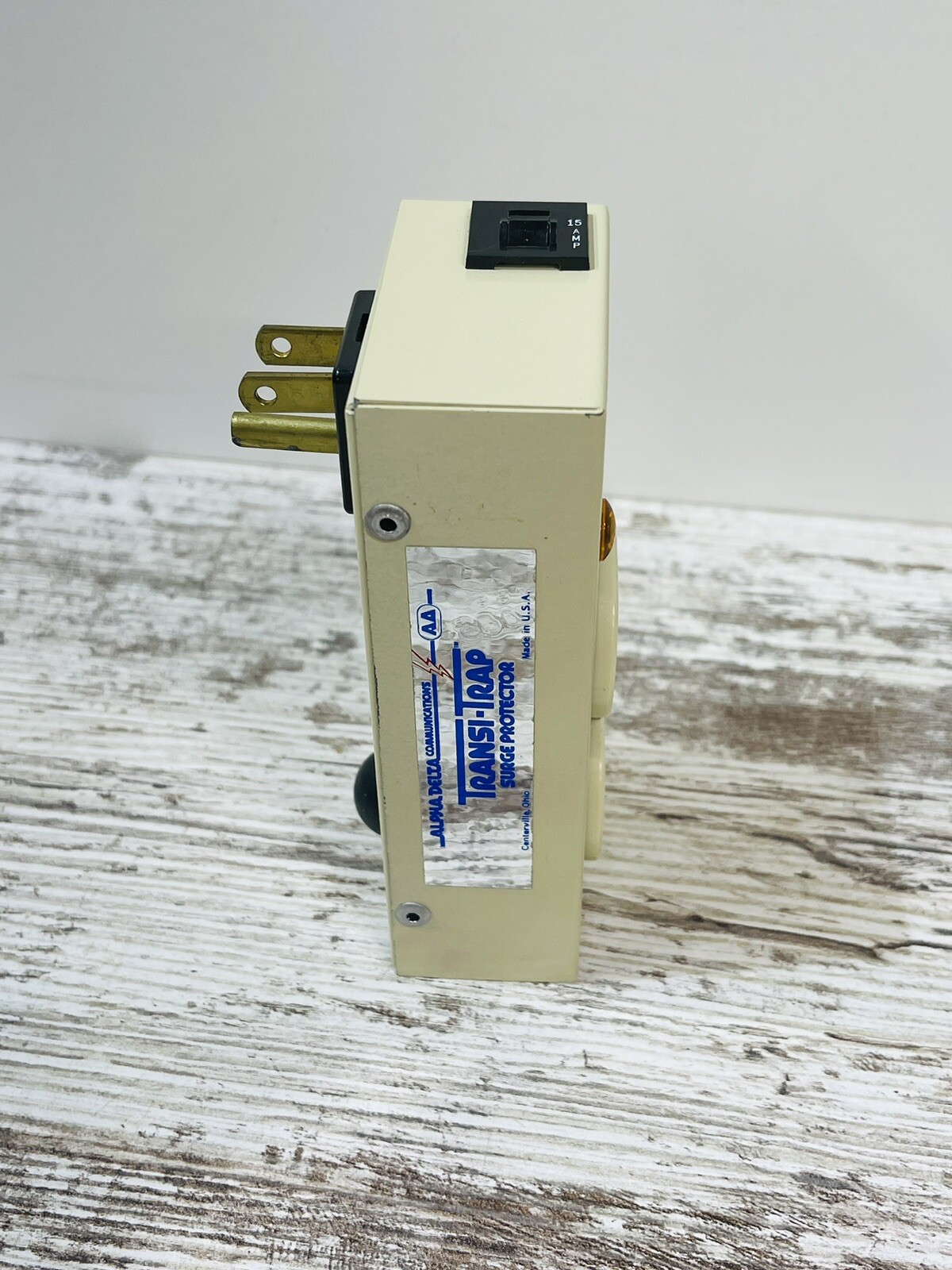 TRANSI TRAP SURGE PROTECTOR WALL PLUG IN
