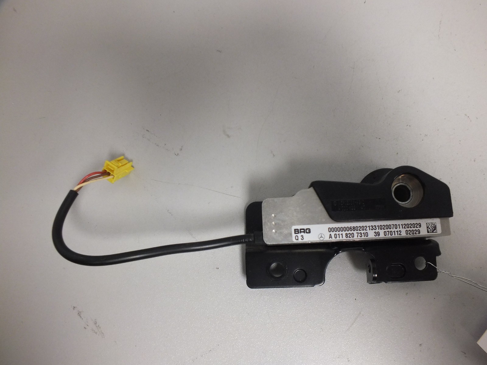 07 08 09 MERCEDES GL450 OCCUPANT RIGHT SEAT CONTROL MODULE A 011 820 7310 #2294