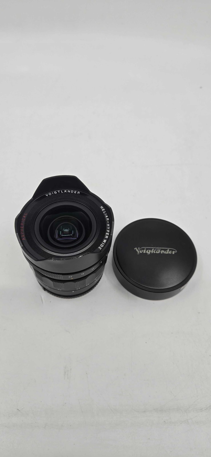 Voigtlander 10mm f/5.6 Hyper-Wide Heliar for Sony E - Very Good Condition