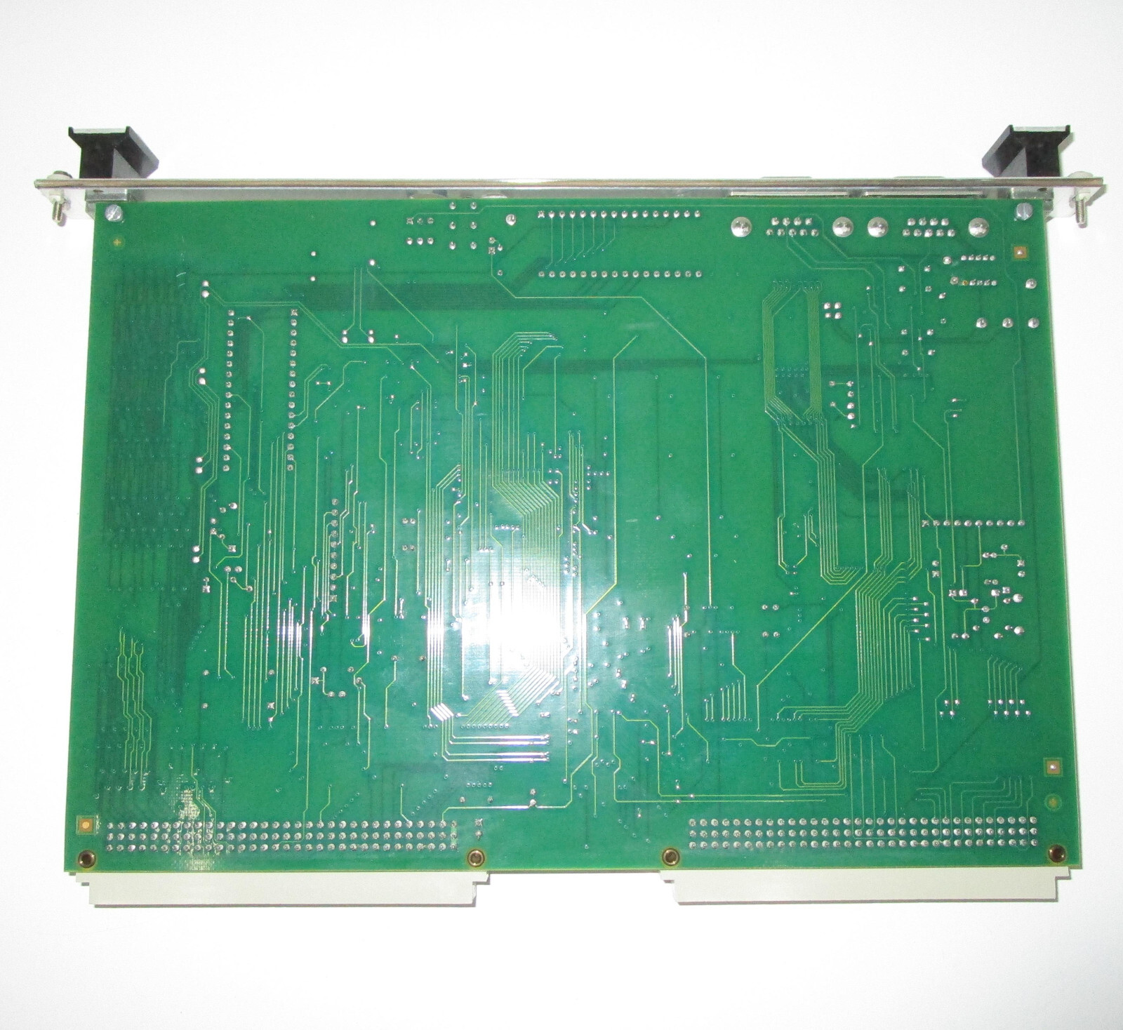 ESEC 102411326/01