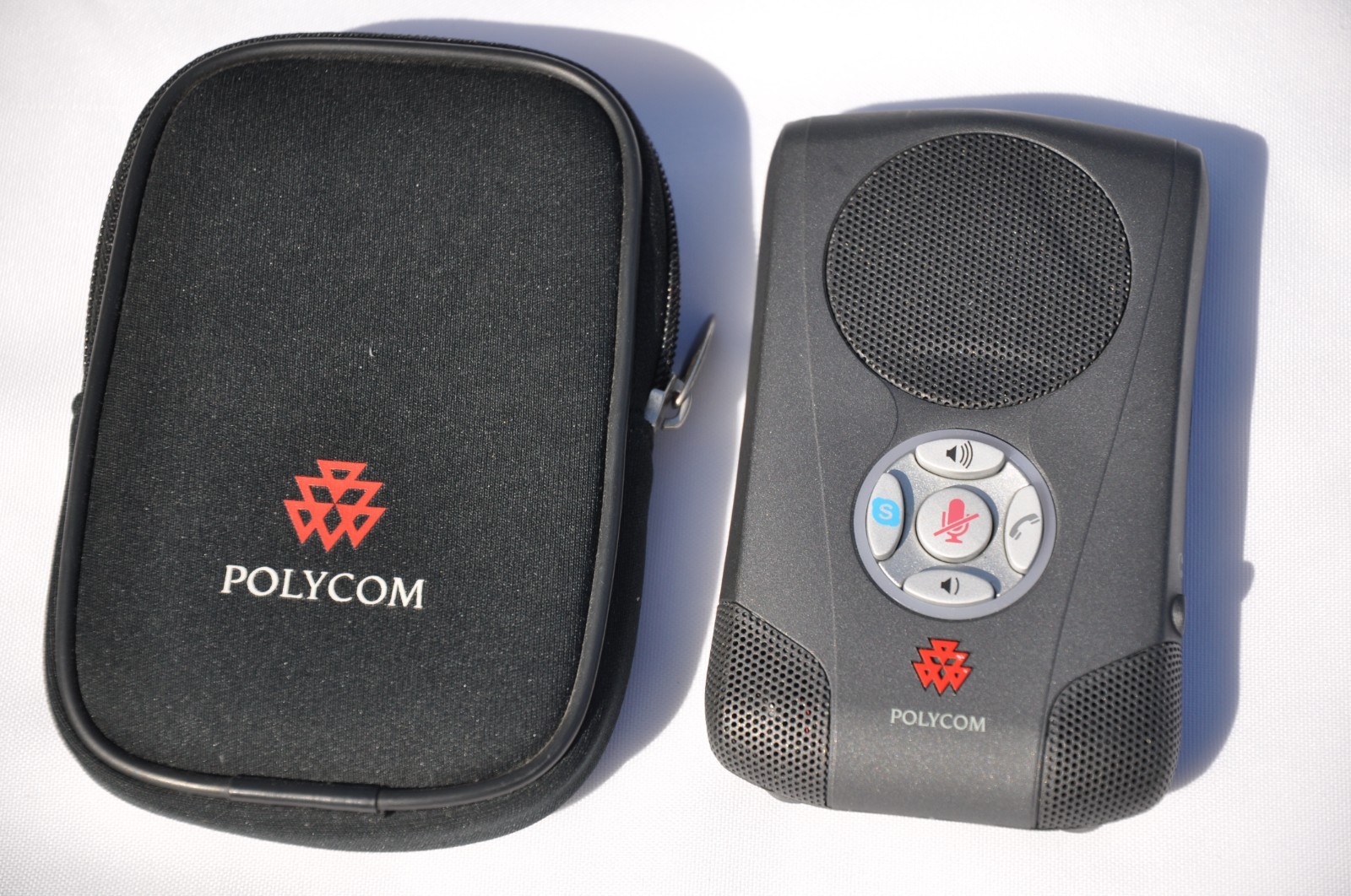 Polycom Communicator C100S USB Desktop Speaker Phone Microphone Skype Charcoal