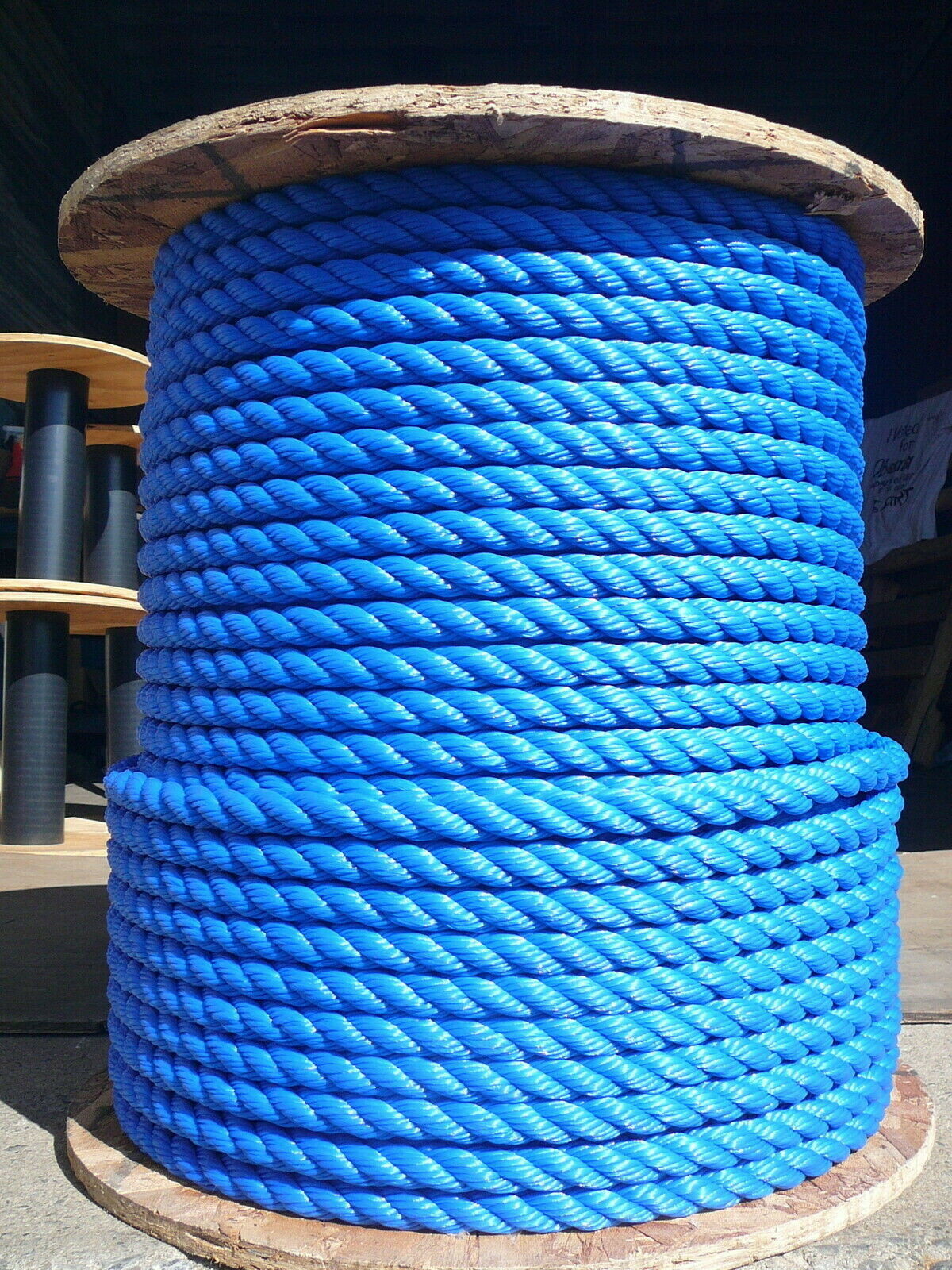 BIG 3/4" x 83' Blue Twisted Polypropylene Rope Utility Line, Splicable, Floats