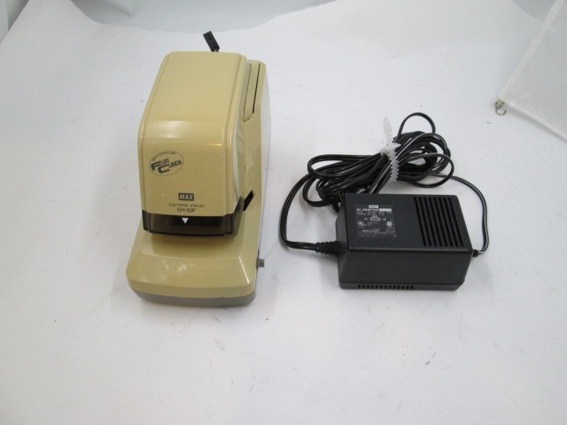 MAX EH-50F Flat Clinch Electric Desktop Stapler With Adapter Works