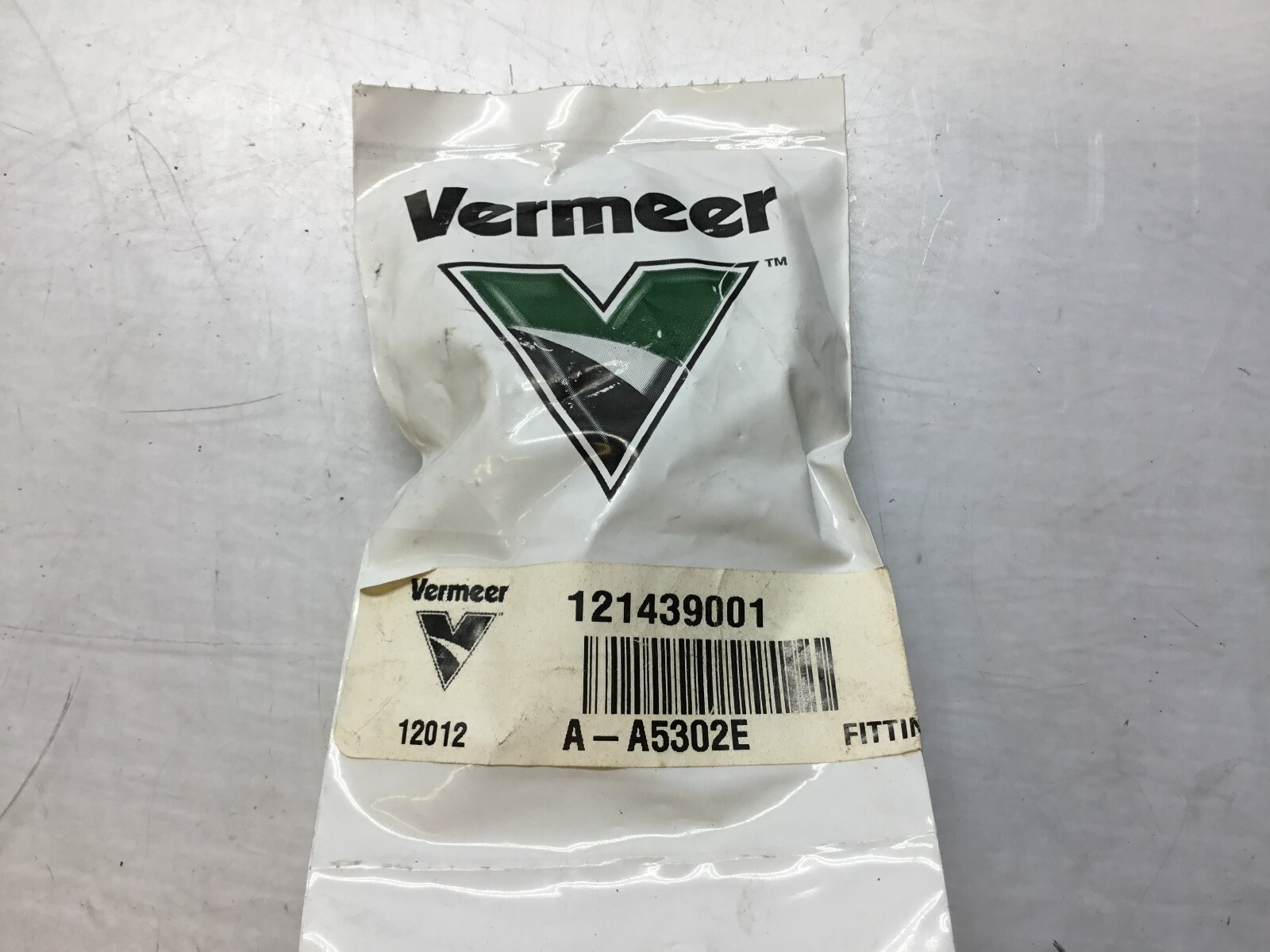 Genuine Vermeer 121439001 Fitting