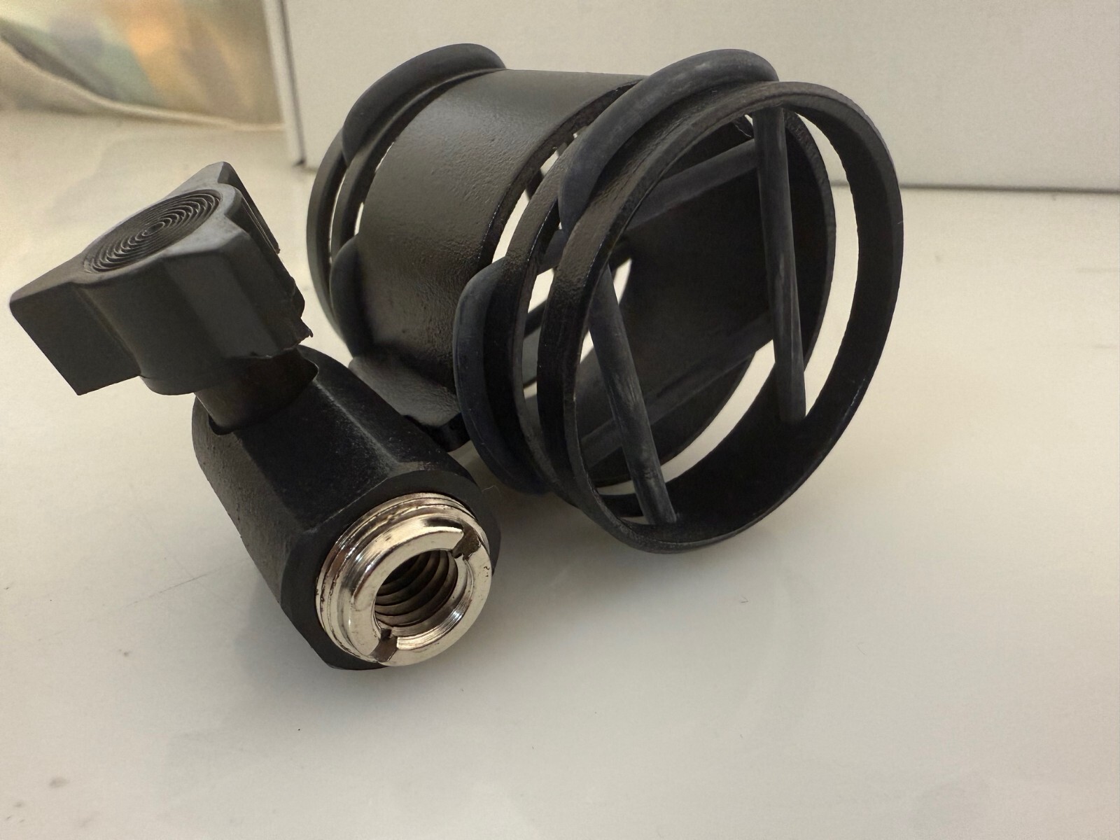 STERLING AUDIO/GROOVE TUBES SM-3 SHOCKMOUNT FOR ST31,ST33,ST44,GT44