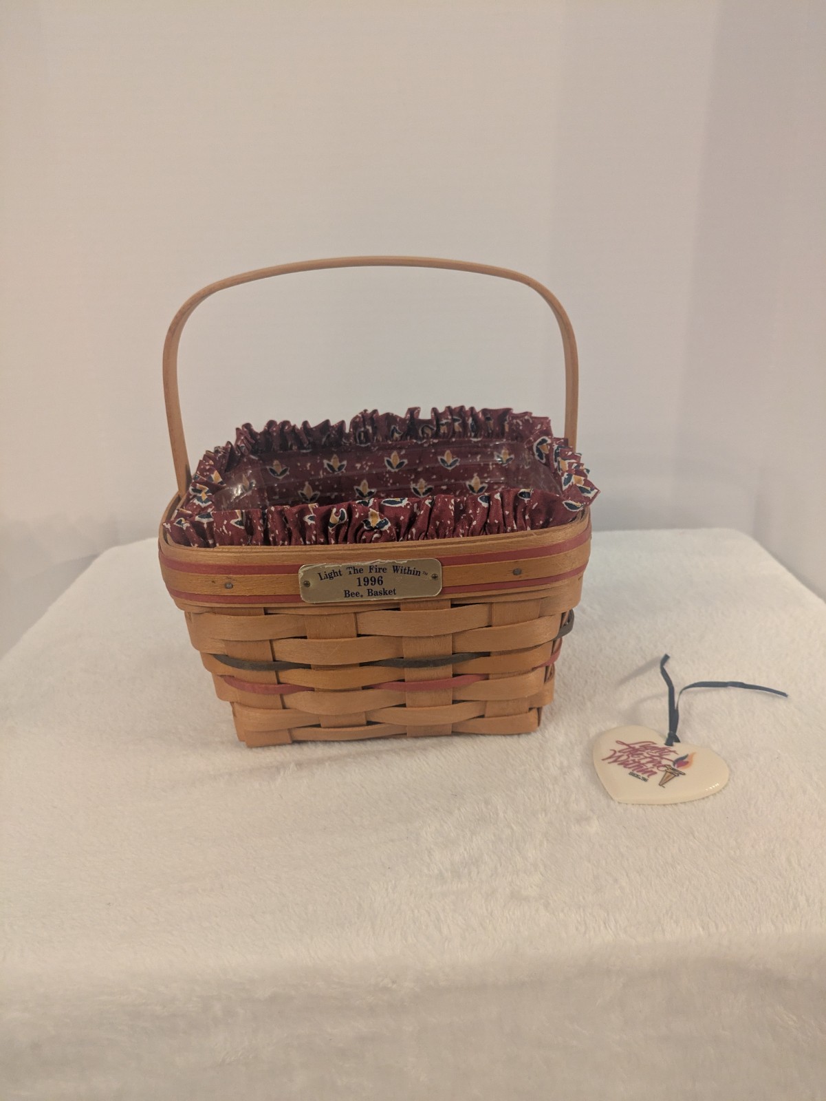 1996 Longaberger "Light The Fire Within" Bee Basket W/ Liner, Protector, Tie On!