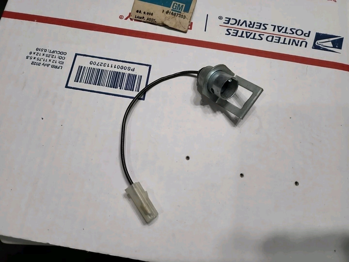 NOS GM LAMP 1487203