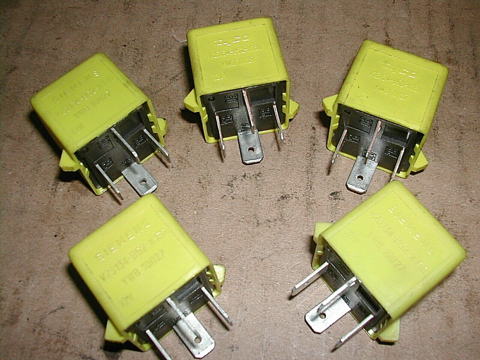 Rover Yellow Multifunction Relays YWB10027 QTY 5