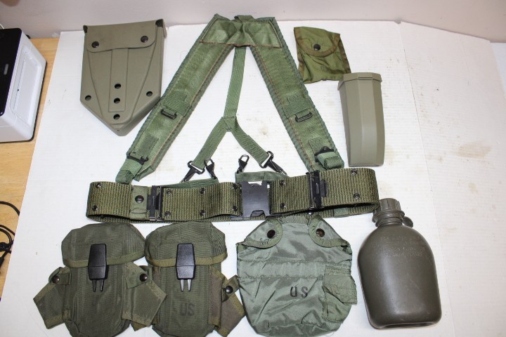 US Military Issue Alice Field Gear Belt Suspenders Ammo Pouches Canteen LARGE C8