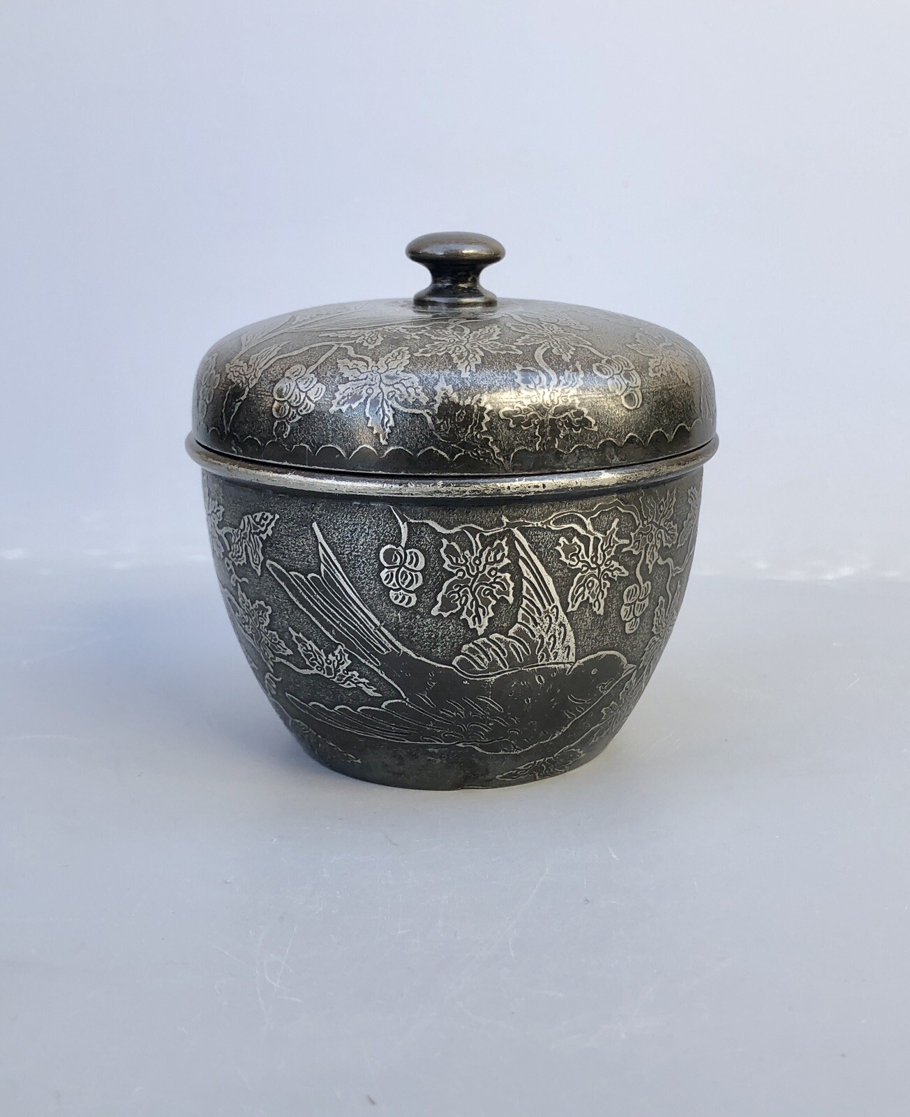 Vintage Wilcox Silver Plate Bird Asian Style Tea Caddy Covered Bowl 01933