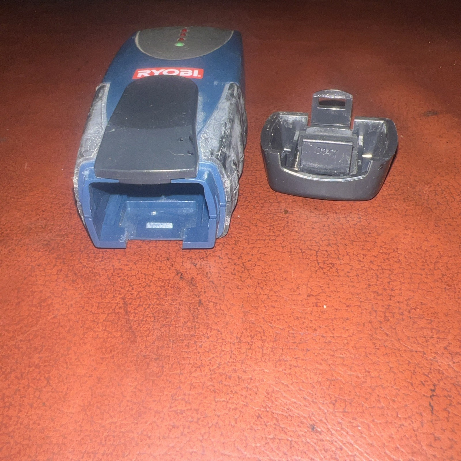 Ryobi Studtech Stud Finder Wall Scanner Detector Electronic Tool Est0002