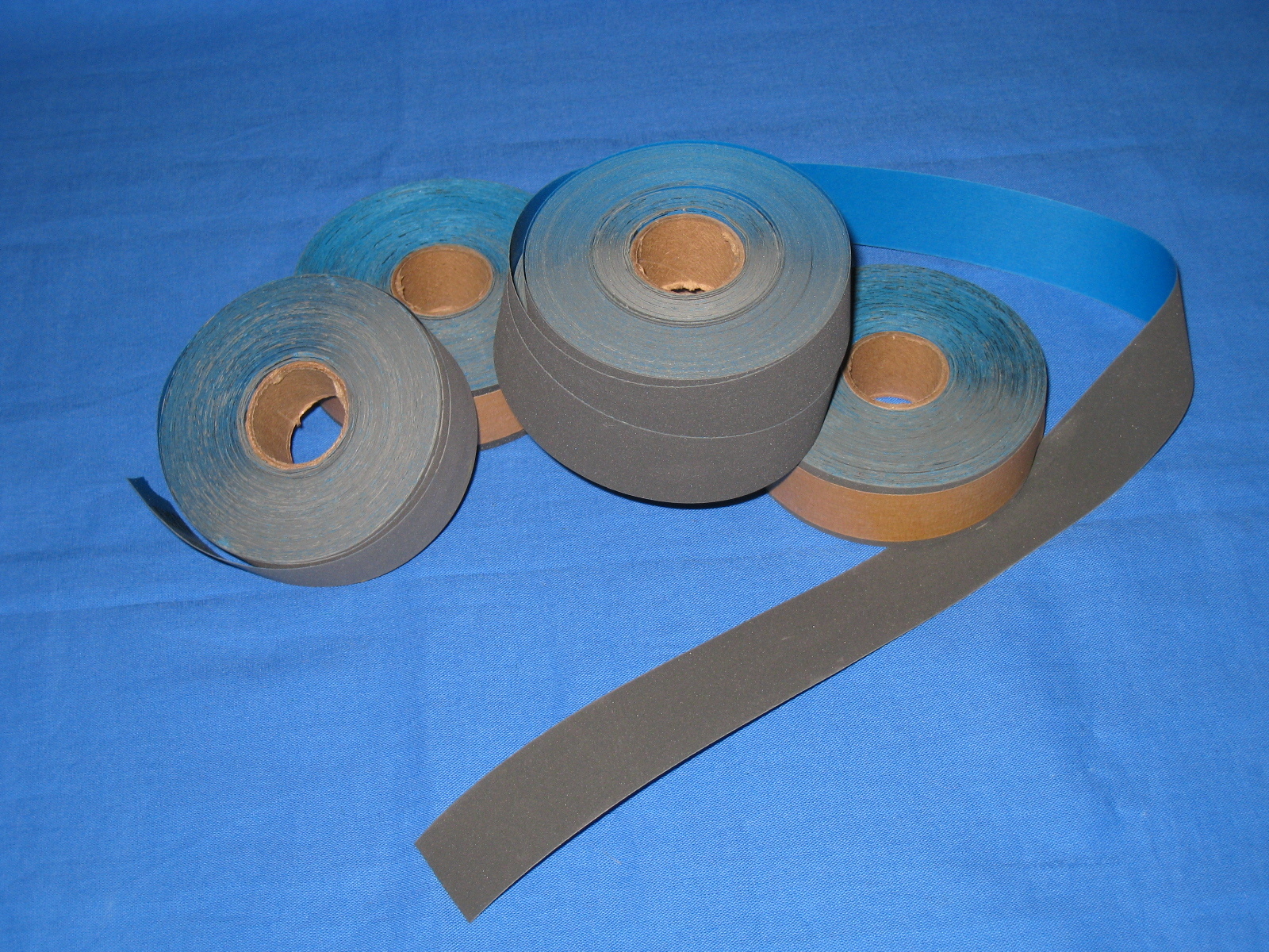 Cue Components Cue Building Sandpaper Rolls 2000 Grit Per Roll "75 feet"