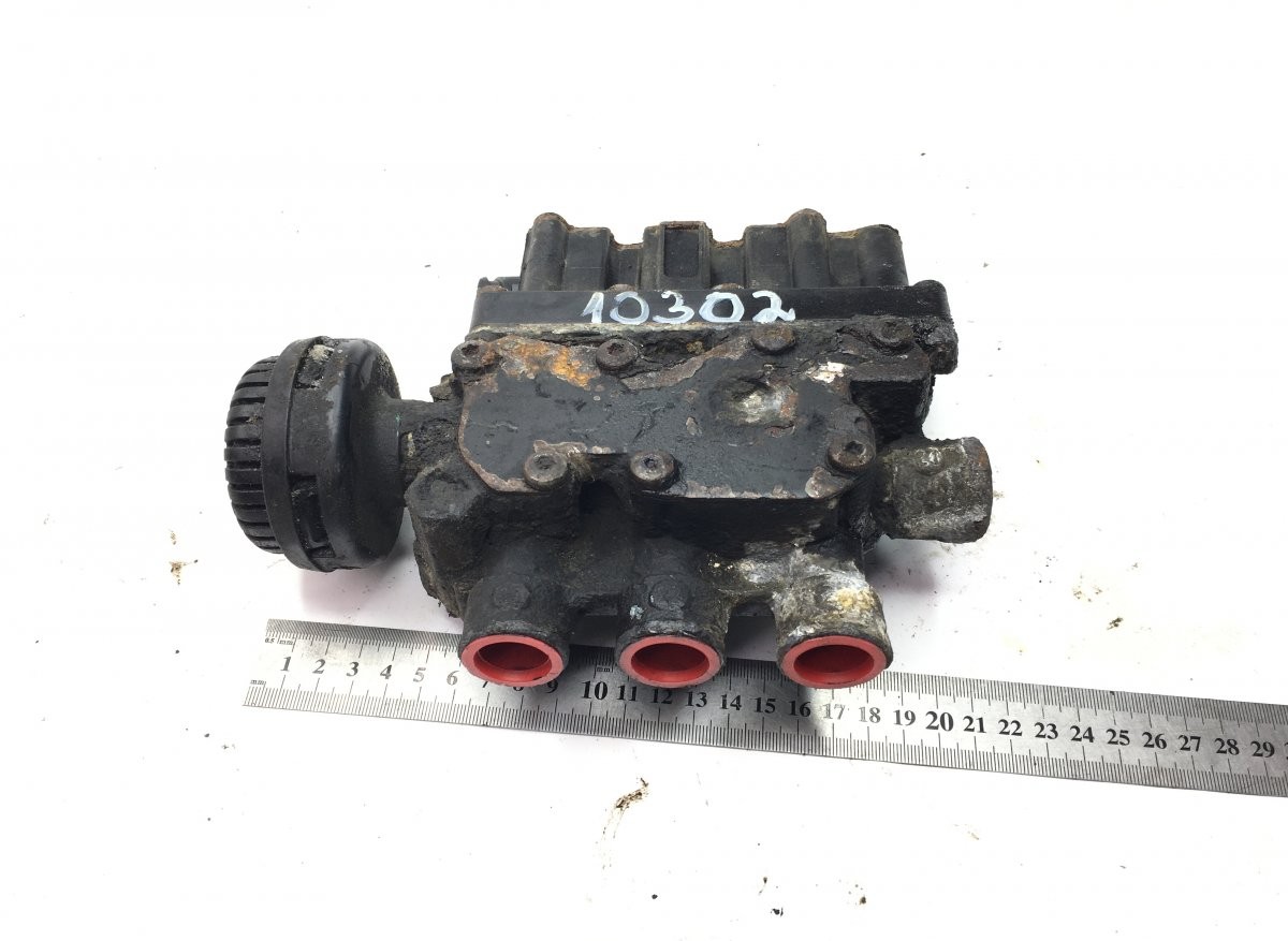 MAN TP1462436 ECAS Valve 1448079 2084508 8015530 41211013 81.25902-9239