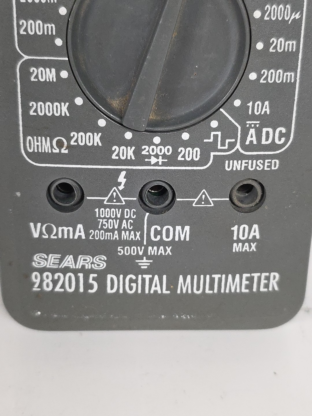 Sears Multimeter 982015 Digital/LCD, 19 Ranges