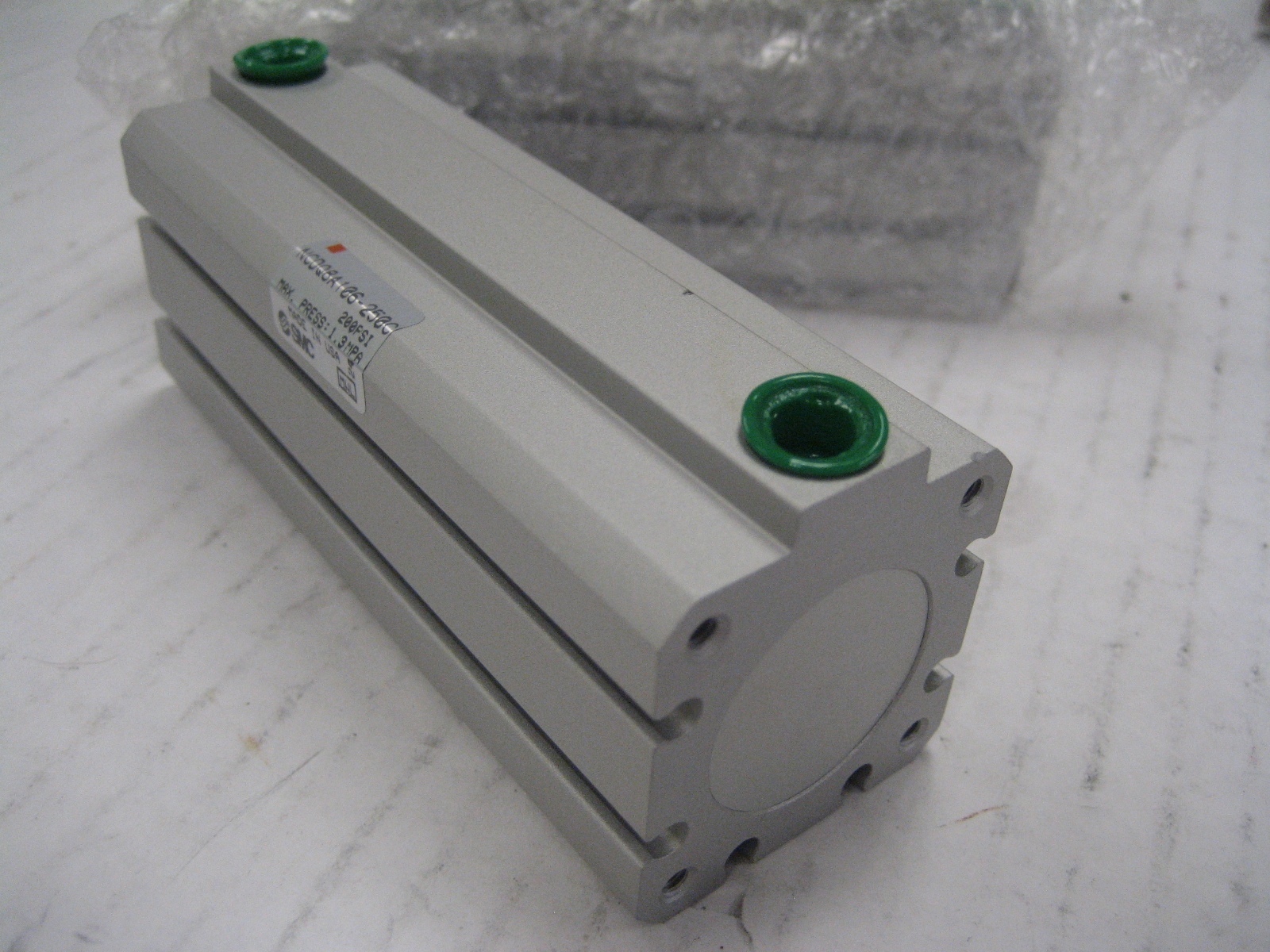 SMC PNEUMATIC CYLINDER # NCDQ8A106-250C 2.5" STROKE