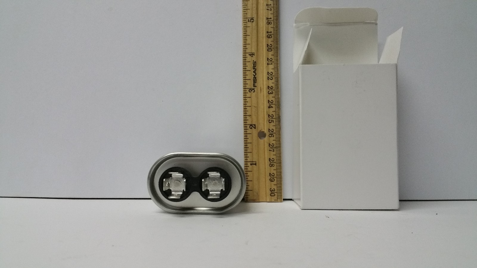 MOTOR RUN CAPACITOR 7.5 UF MFD 370V 440V for HVAC