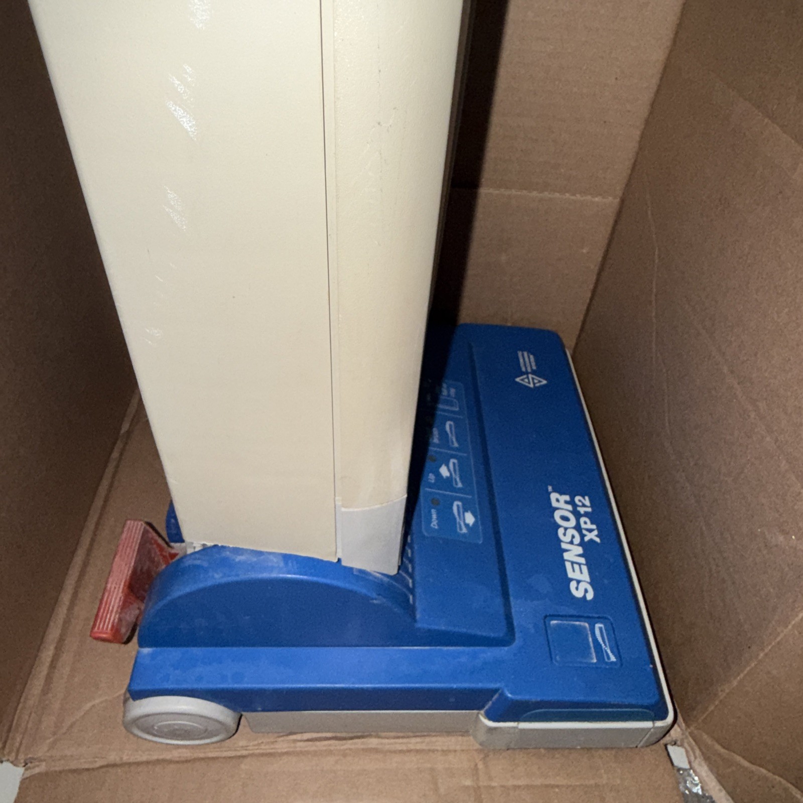 Windsor Sensor XP12 Commercial Upright Vacuum Cleaner