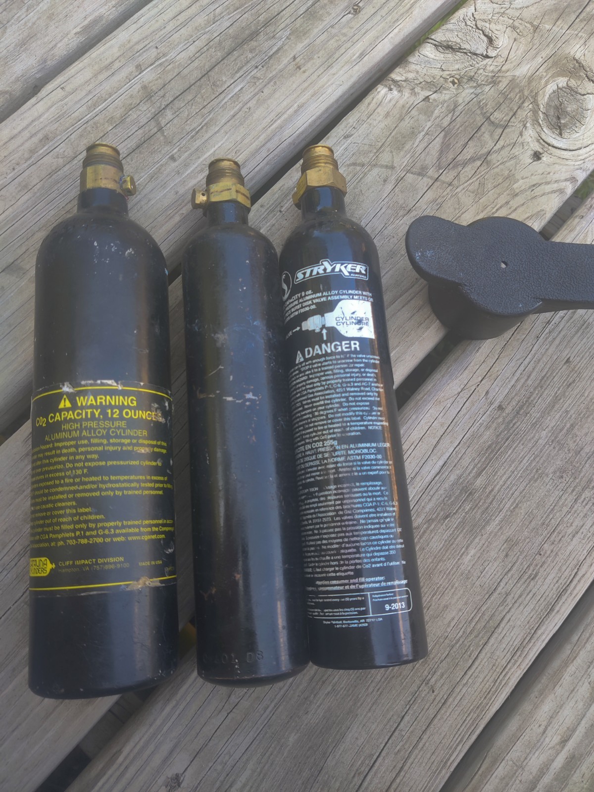 Lot of 3 Paintball CO2 Tanks 12oz - Stryker Catalina - 9oz DOT-3E Exempt, hopper