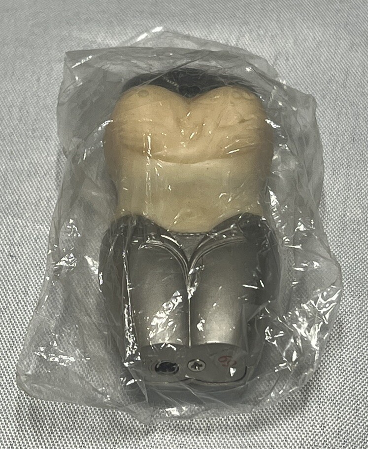 Git-Er-Done Larry the Cable Guy Boob Lighter Green Talks Unused May Need Battery