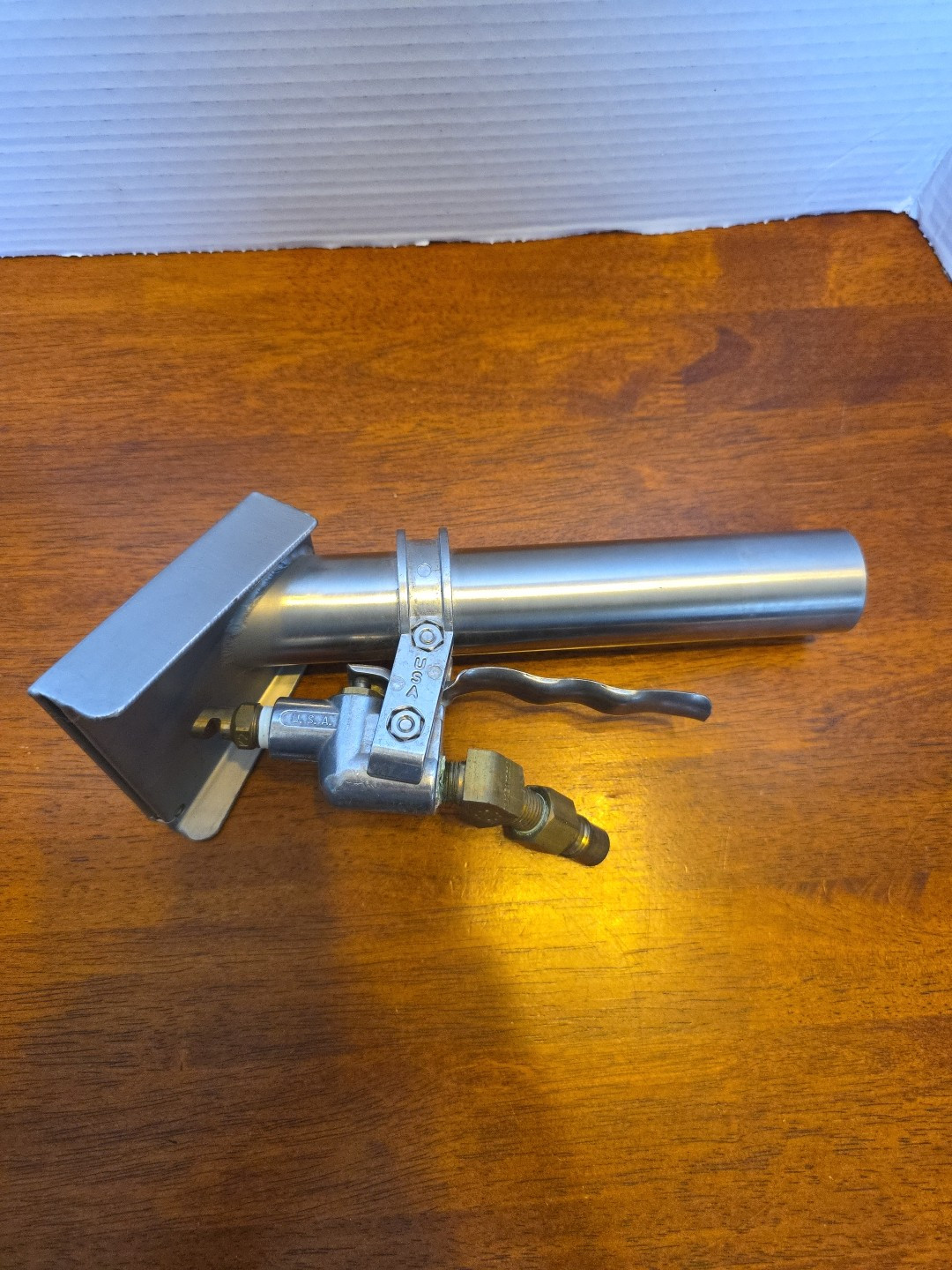 PMF 4" Carpet Detail/Upholstery Tool W/Sprayer.