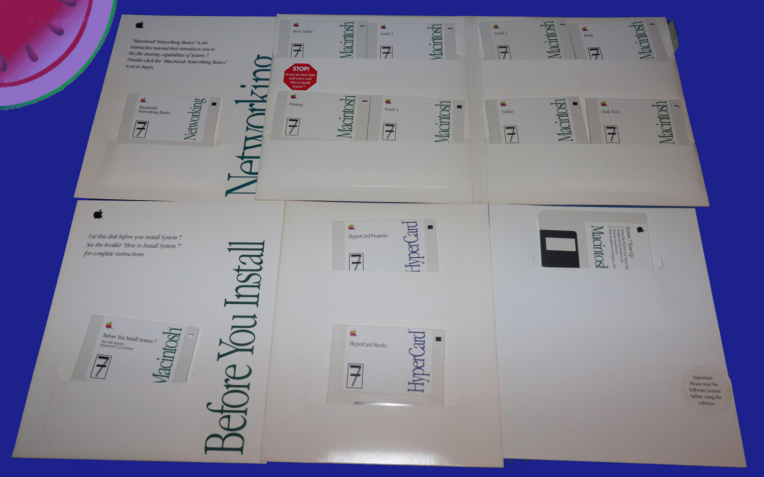 Apple System 7 Personal Upgrade Kit Software & Manuals + Hypercard 1991 M8220LL