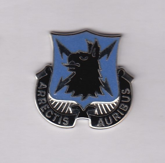 310th MILITARY INTELLIGENCE BATTALION MI crest DUI badge c/b G-23